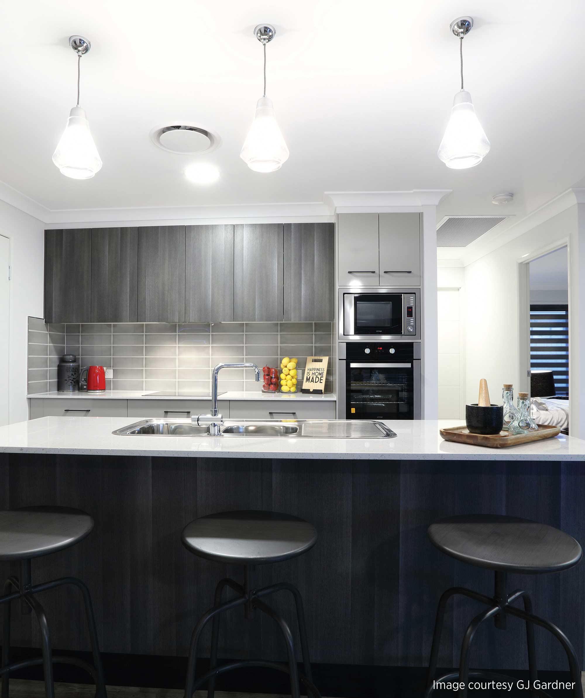 Acero 1080 stainless steel sink with drainer